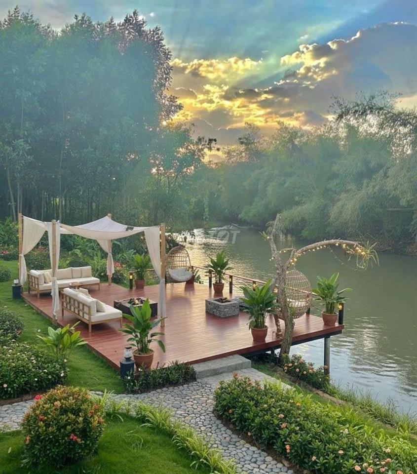 bán đất view suối 256m2 có 188m2 thổ cư