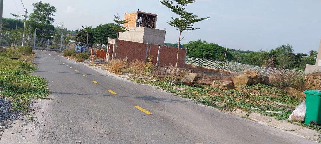 CẦN BÁN GẤP ĐẤT NÊN THỔ CƯ