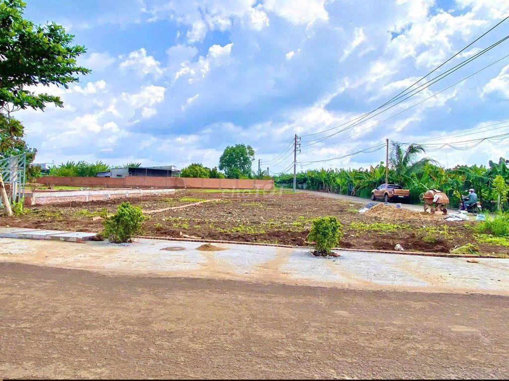 đất đẹp giá rẻ đầu tư đường nhựa thông kinh doanh giá 795_950tr/1 nền
