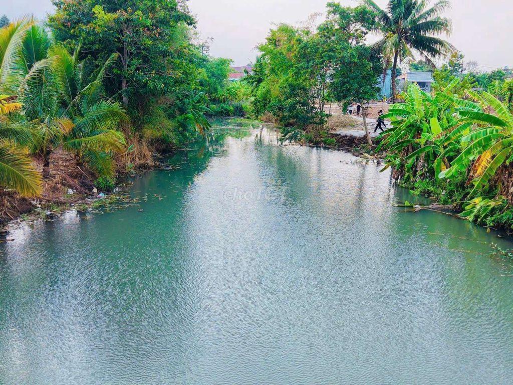 BÁN 1700M2 VIEW SUOI THỀ TẠI SÔNG RAY ĐỒNG NAI,CÓ 400TC,ĐƯỜNG 4M,2.5TI