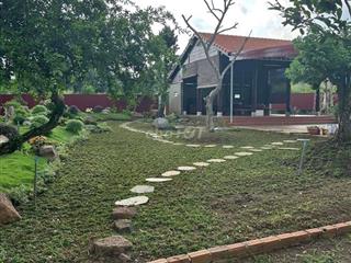 Chủ thay đổi đinh cư nên bán lại nhà vườn 2300m2 giá 4.5 tỉ, sát Tl764