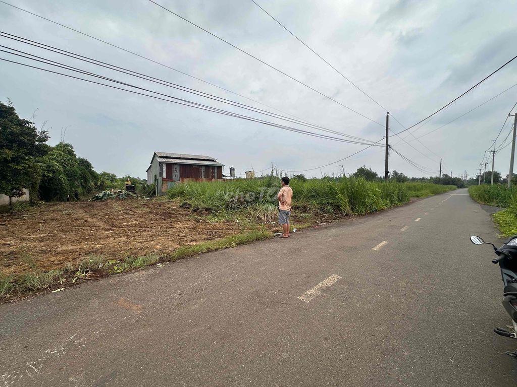 cần bán đất mặt tiền nhựa - đường chính