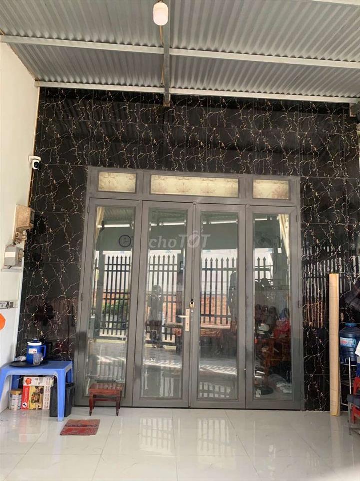 Nhà dân cần bán tại Hoà Bình - Đông Hoà giá ngộp