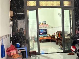 Nhà dân cần bán tại Hoà Bình - Đông Hoà giá ngộp