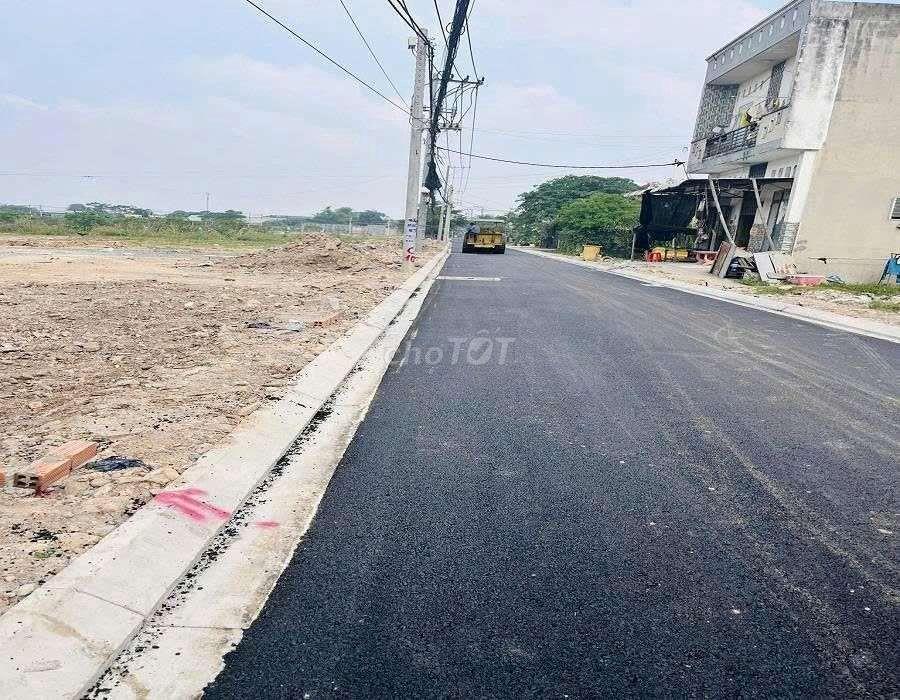 75M2 NGUỒN NGỘP KÍN GẦN TRUNG TÂM