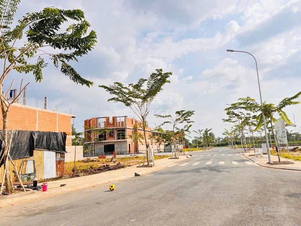 Thanh lý lô đất ngay chợ Đại Phước DT 100m2 giá chỉ 1,450 tỷ bao thuế
