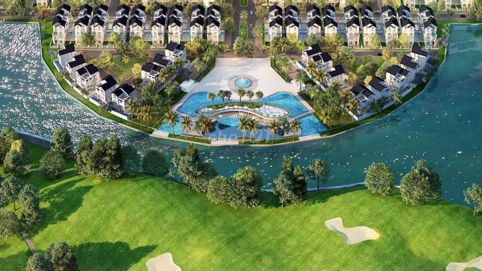 Nền BT sân golf view sông DT 238m2 không lỗi, giá tốt chỉ 4 tỷ sổ sẵn