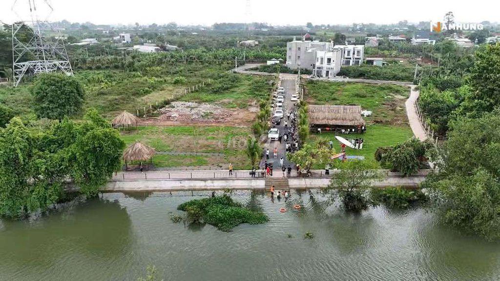 kẹt tiền bán gấp lô đất gần trung tâm thành phố 