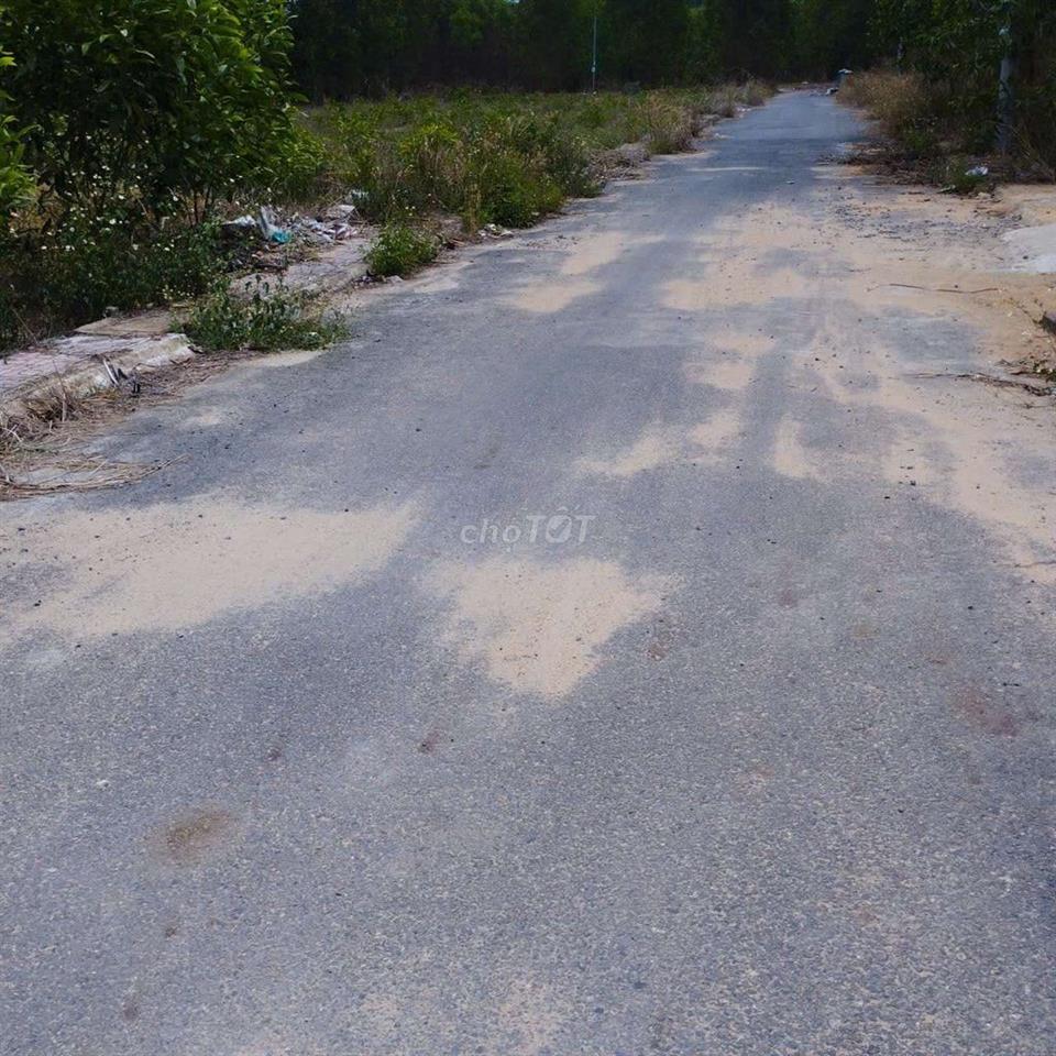 bán 2 lô đất thổ cư liên kề đat 2 mặt tiền đườg đầu đuôi chính chủ ban
