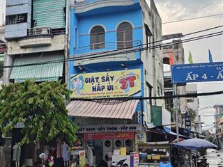 nhà mặt tiền NAT