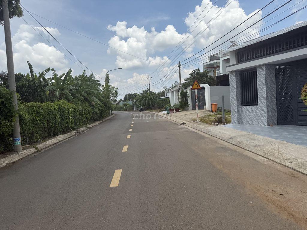 CHÍNH CHỦ CẦN BÁN GẤP LÔ ĐẤT ĐẸP TẠI , PHƯỜNG BẢO VINH,ĐỒNG NAI