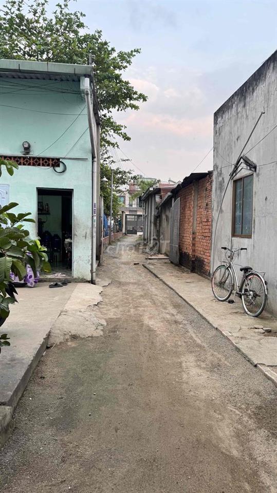 Cần bán gấp căn nhà và 10 phòng trọ