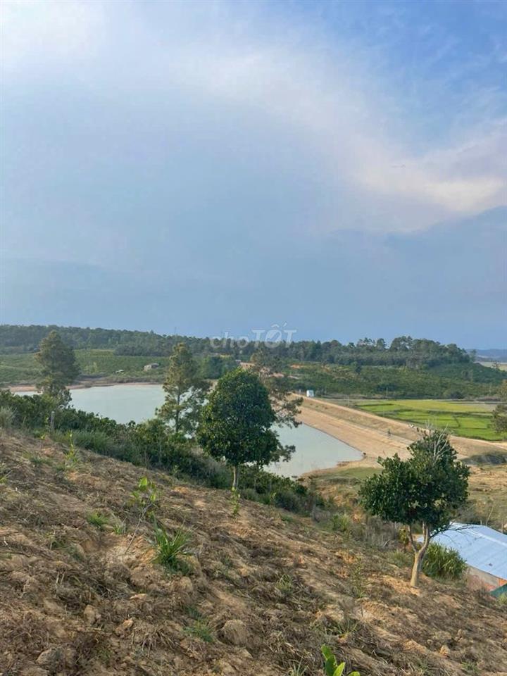 Bán hết 3200m2 đất cạnh hồ Tahine, view đồi, cách QL28B chỉ 1km.