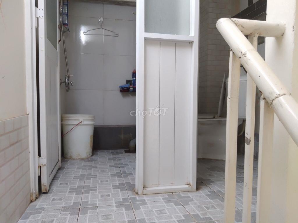 Phòng 1 người 12m lầu 3 khu Nam Long Q.9, đối diện Global City 