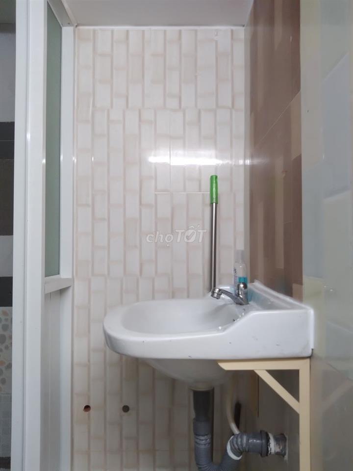 Phòng 1 người 12m lầu 3 khu Nam Long Q.9, đối diện Global City 