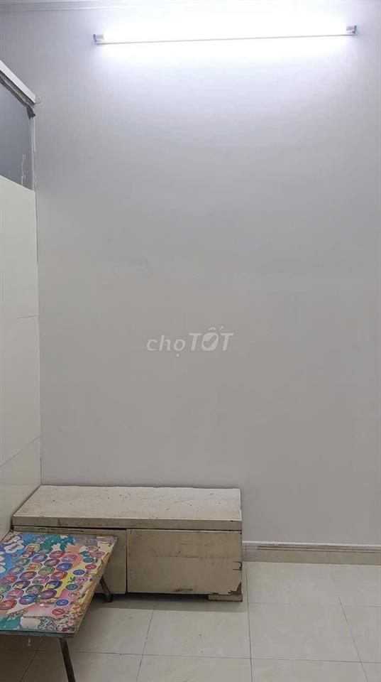 Phòng mới 12m lầu 3 nhà phố KDC Nam Long, Q,9, giờ tự do,ko chung chủ