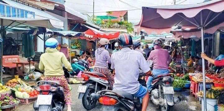 Nhượng lại giá rẻ