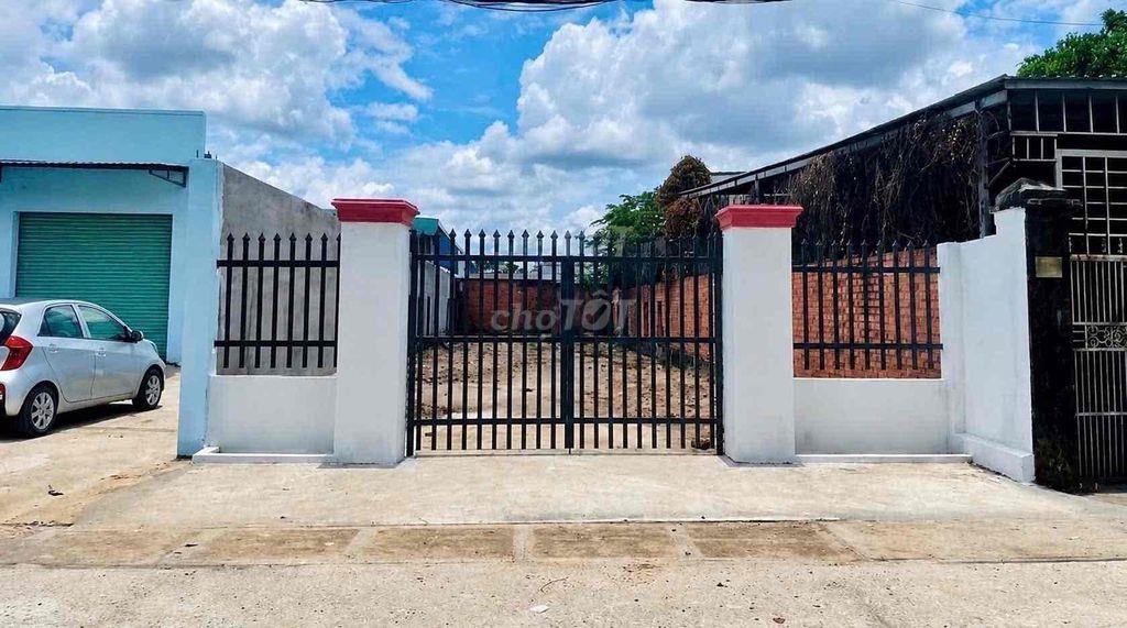 BÁN GẤP MIẾNG ĐẤT NGỘP