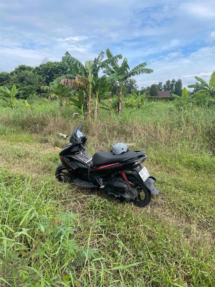 cần bán lổ lô đất 150tr