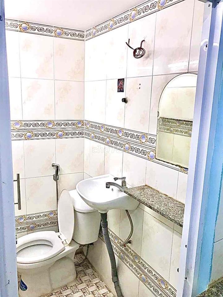 Chính chủ cho thuê nhà nguyên căn trong dãy nhà Phan Văn Trị BT