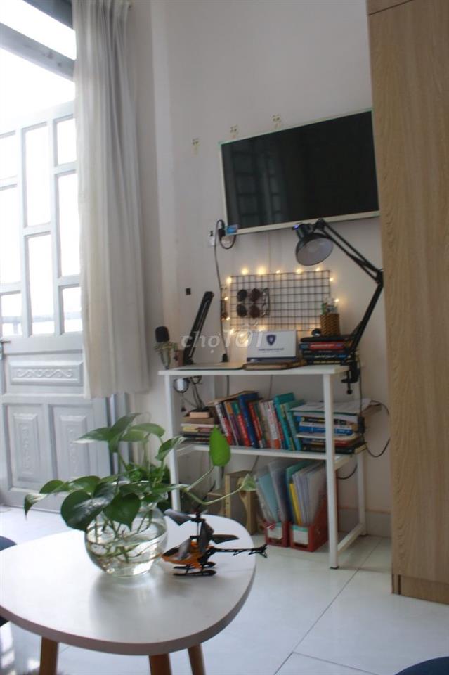 Chính chủ cho thuê duplex ban công, máy giặt riêng đường Bùi Đình Túy