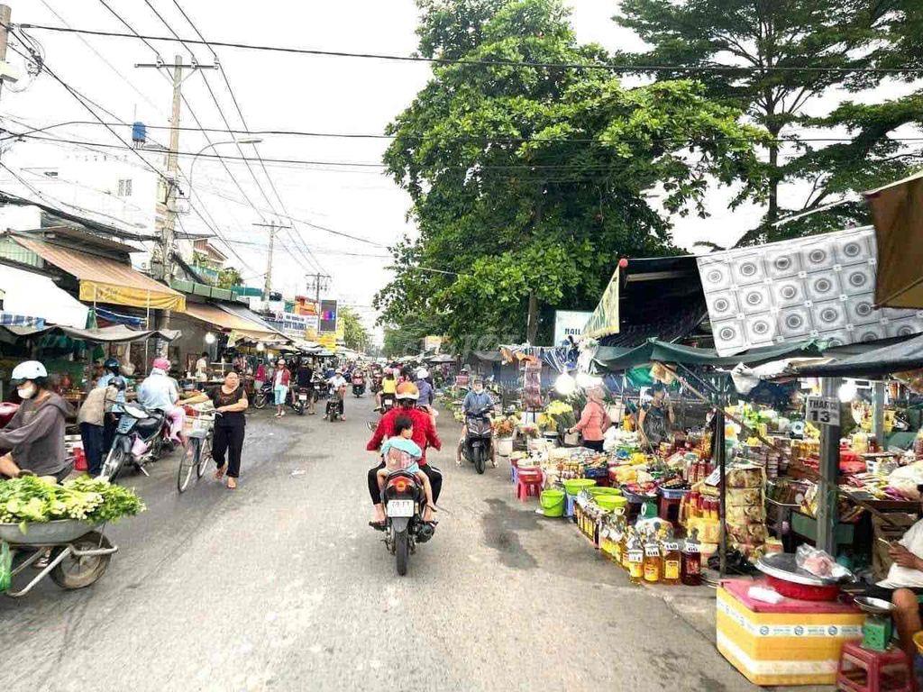 kẹt tiền bán