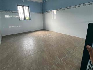 PHÒNG TRỌ CAO CẤP DTSD 45m2 – CÓ SÂN RỘNG, ĐẬU Ô TÔ MIỄN PHÍ - Phước T