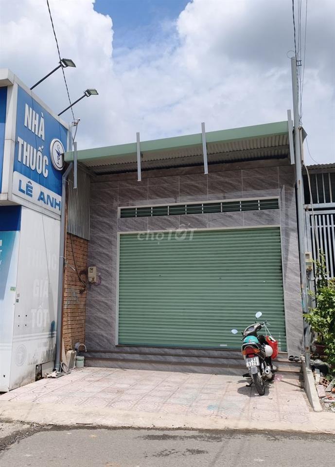 Chính chủ cho thuê mặt bằng mới xây ngay ngã tư cây Sung