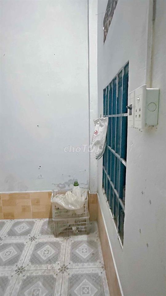 Cho thuê phòng trọ Vòng Xoay C11 đã bao gồm ĐIỆN,NƯỚC