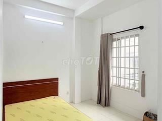 Phòng Trọ ban công Full Nội Thất ngay Đại Học Văn Lang
