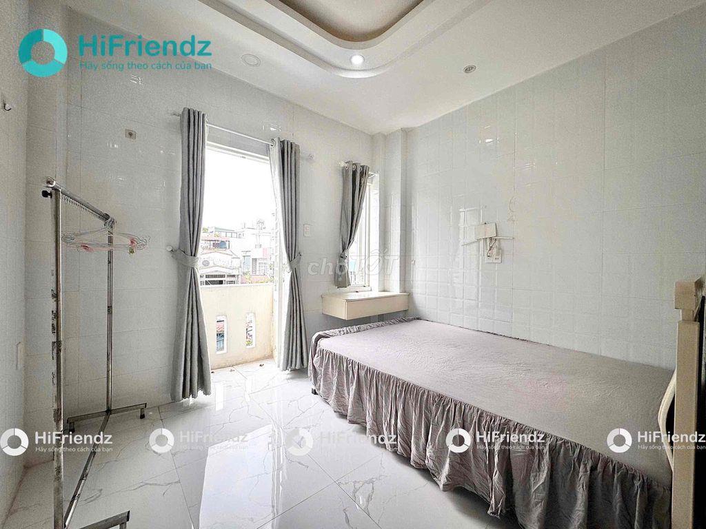 studio ban công full nội thất máy giặt riêng