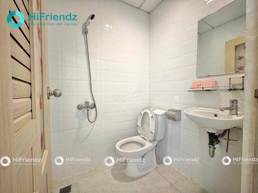 studio ban công full nội thất máy giặt riêng