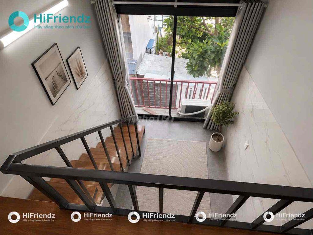 studio ban công cực hót
