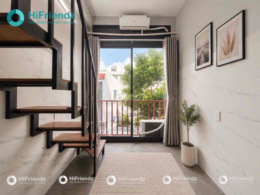 studio ban công cực hót