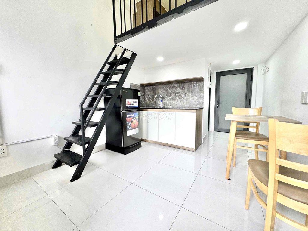 Trống lại duplex ban công siêu xinh