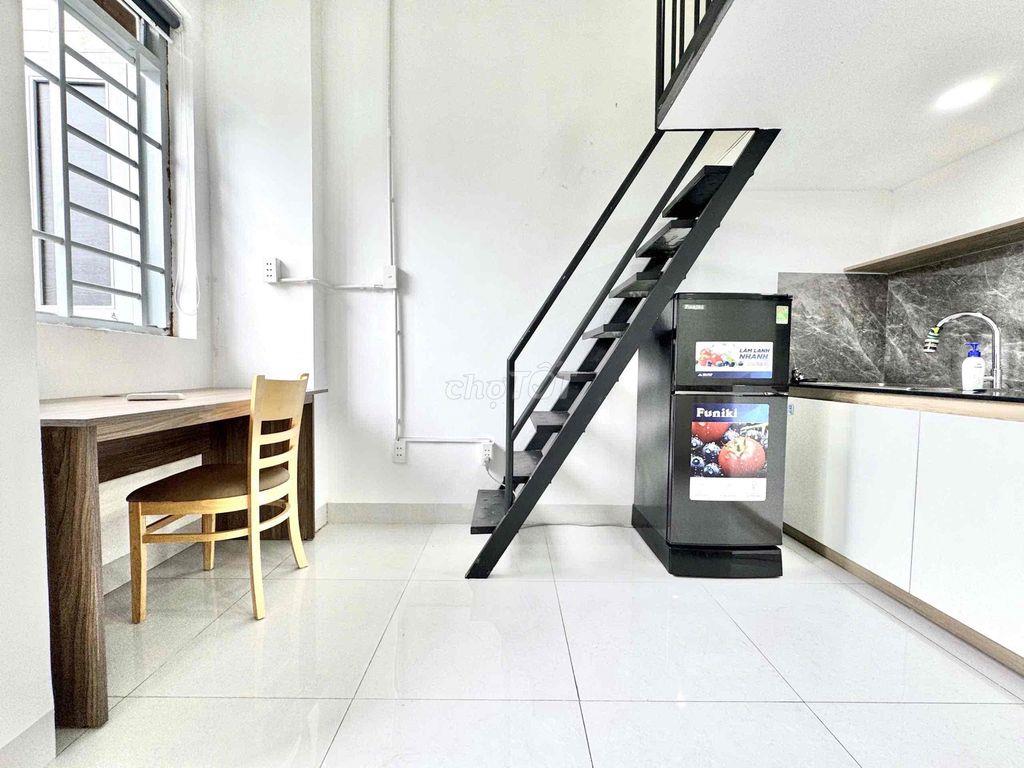 Trống lại duplex ban công siêu xinh