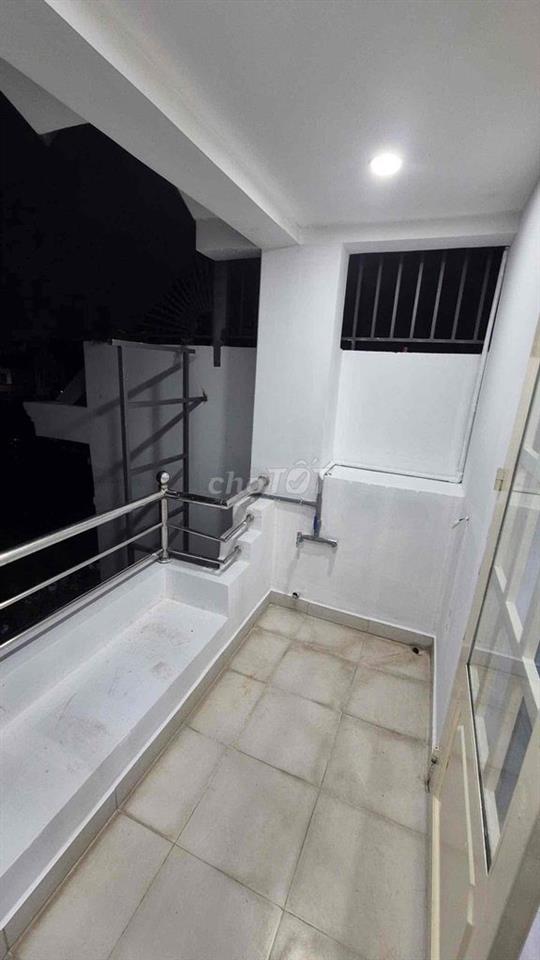 studio full nội thất Máy Giặt Riêng đẹp hơn trên hình