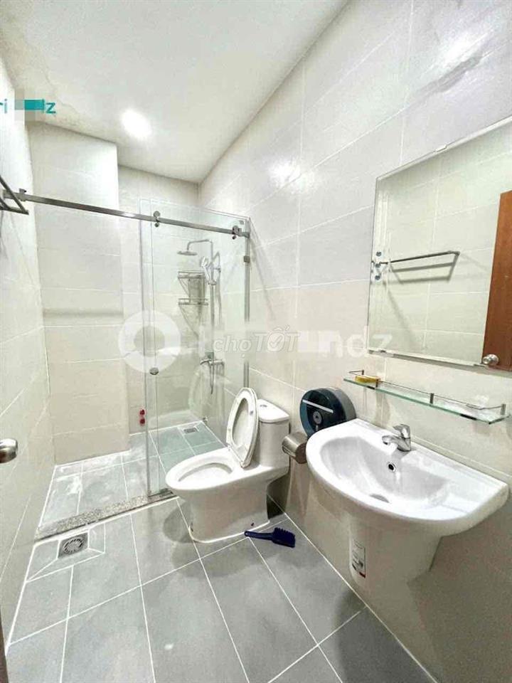 Studio ban công siêu rộng