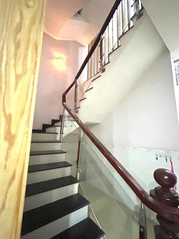 CHÍNH CHỦ BÁN NHÀ PHỐ HẺM XE HƠI-HÓC MÔN