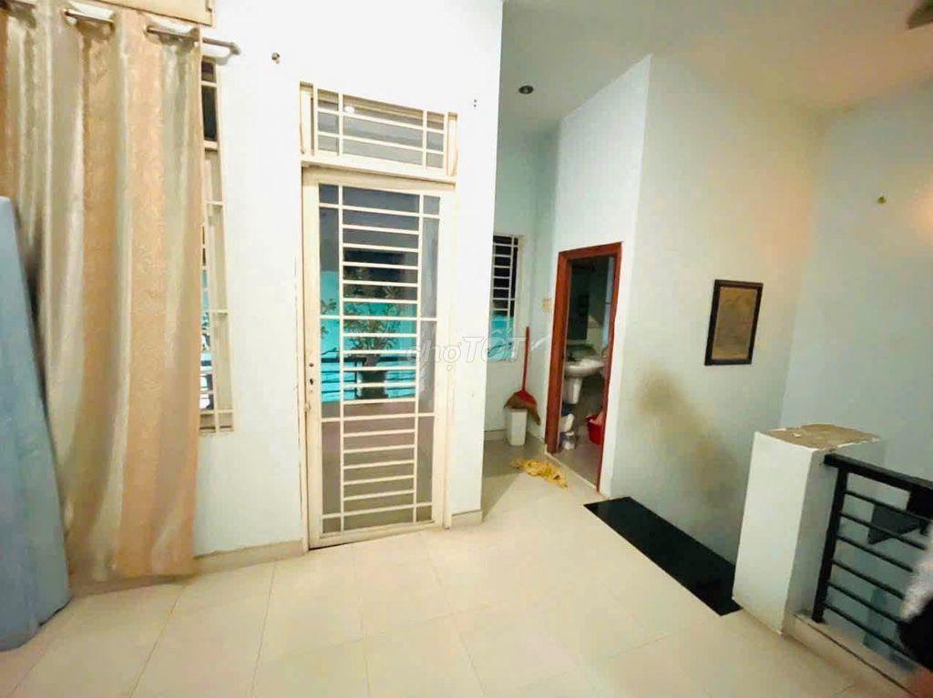 BÁN NHÀ TRỆT LẦU ĐƯỜNG SỐ 18 - HIỆP BÌNH CHÁNH, THỦ ĐỨC  GẦN GIGAMALL