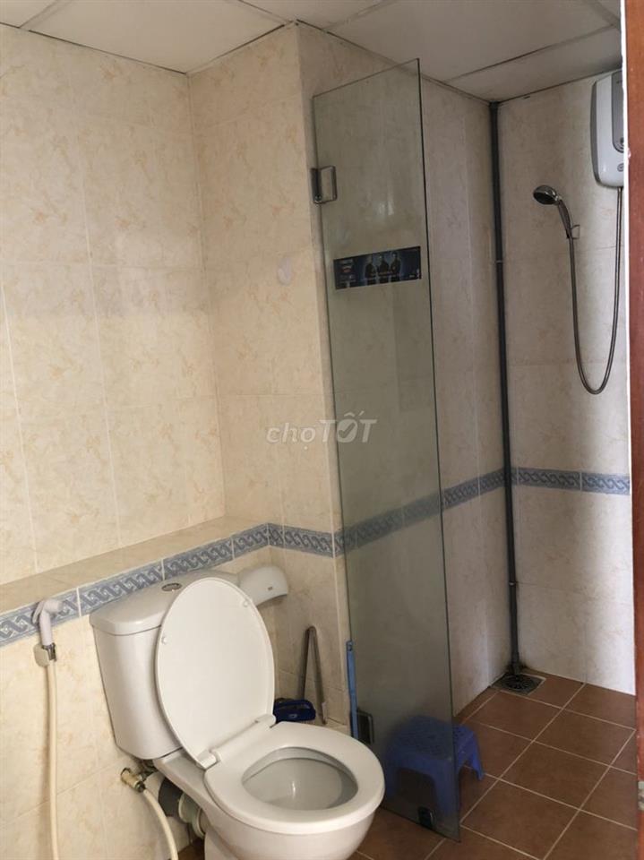 Cho Thuê Căn hộ Central Garden Quận 1, Dt : 81m2, 2PN, 14 tr/th