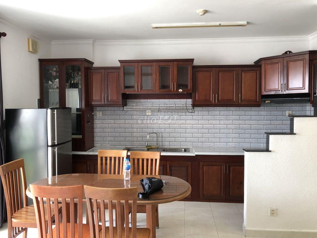 Cho Thuê Căn hộ Central Garden Quận 1, Dt : 81m2, 2PN, 14 tr/th