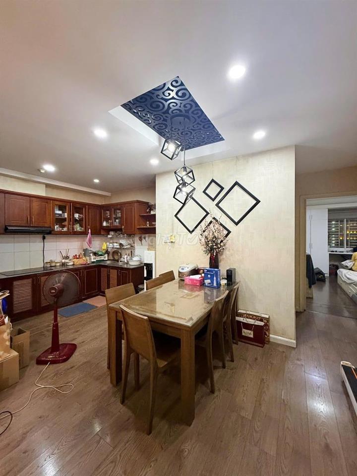 Cho thuê Căn hộ Sao Mai Quận 5, Dt : 90 m2, 2PN, 13.5 tr/th 