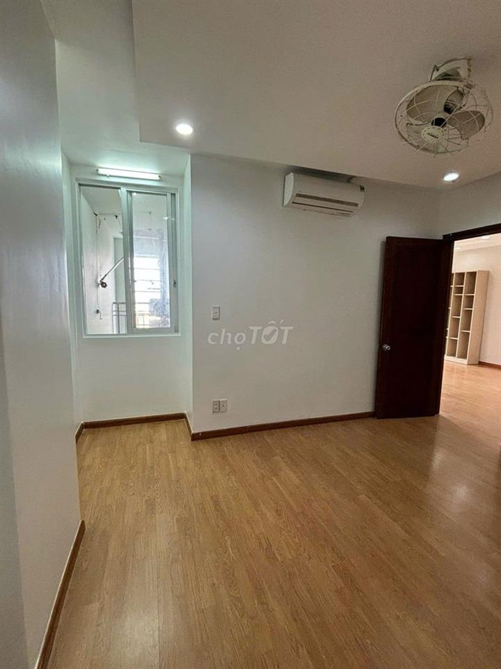 Cần cho thuê Căn hộ 51 Chánh Hưng Quận 8, Dt : 75m2 2PN, 9.5tr