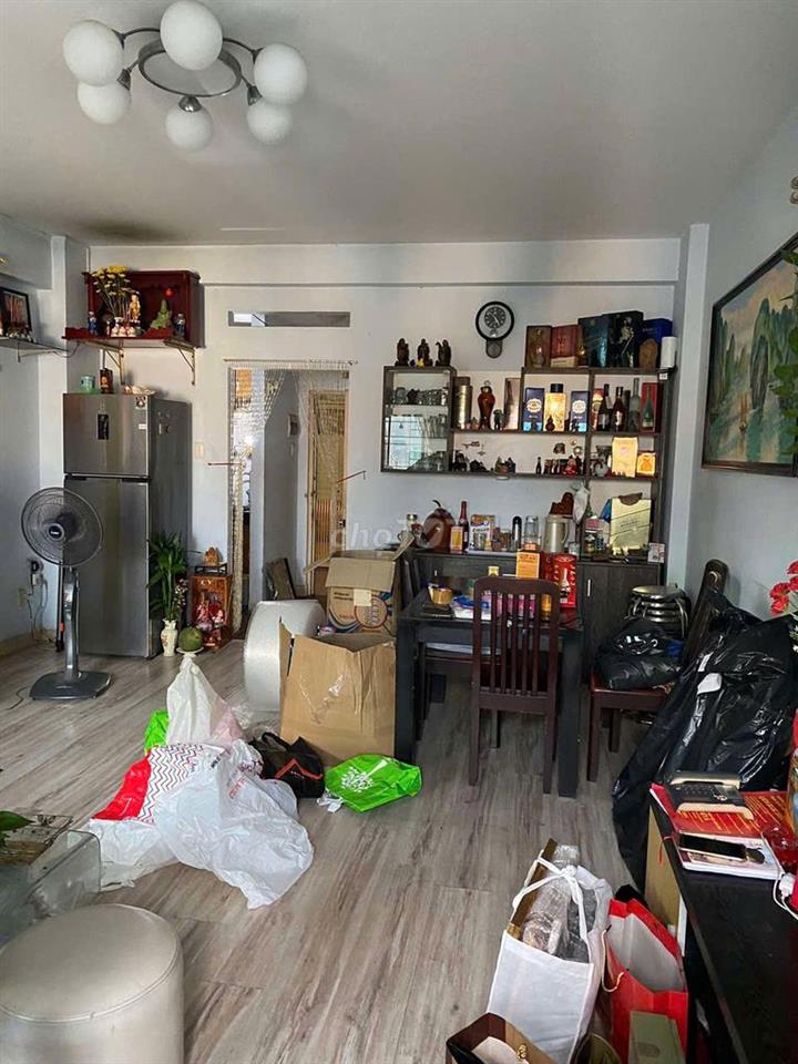 Cho thuê Căn hộ 109 Nguyễn Biểu Quận 5, Dt : 65m2, 2PN Có Nội Thất