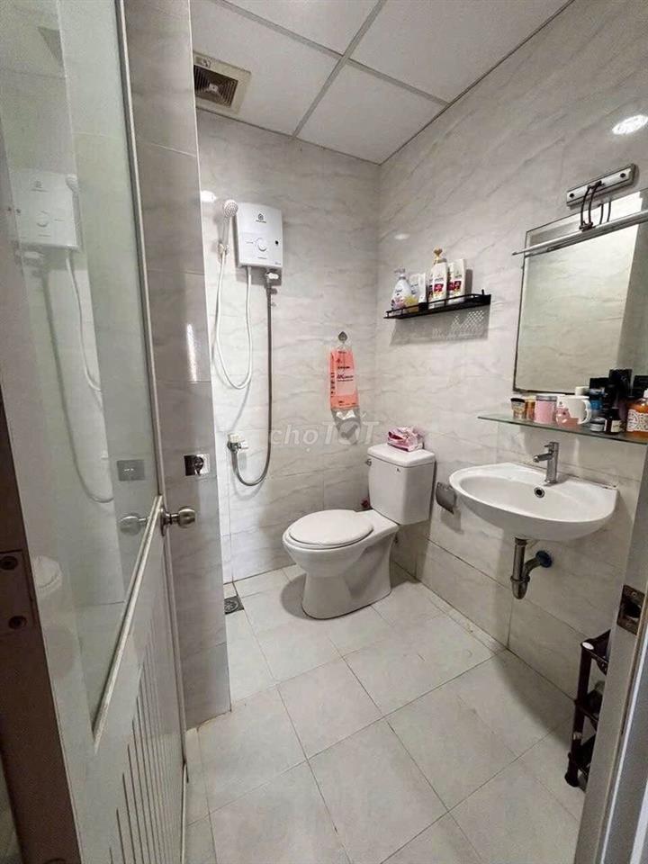 Cho thuê căn hộ Bông Sao Lô B Quận 8, Dt : 70m2, 2PN, 10.5 tr.th