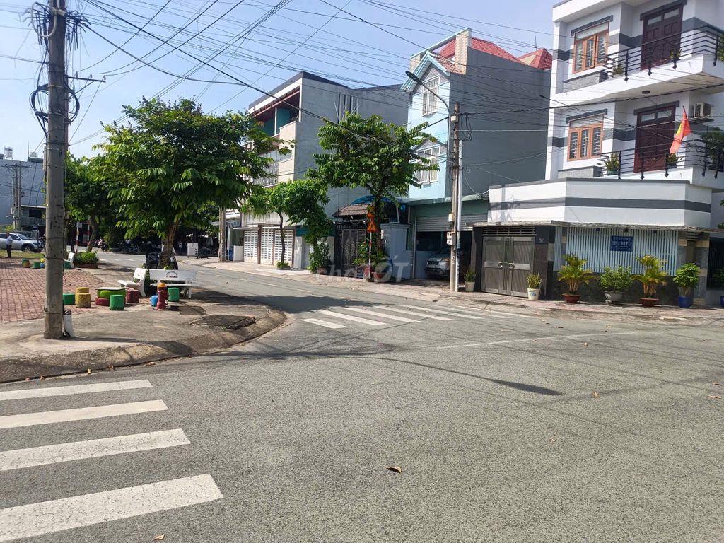 Cần bán nhanh căn nhà 4 tầng trung tâm hành chính, sát Lotte mart.