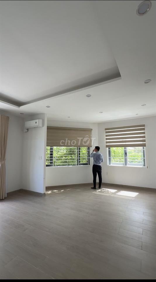 Nhà Phố TM KDC Nguyễn Văn Tiết, P.Lái Thiêu, Tp.HCM. Giá 6,6 tỷ, 330m2