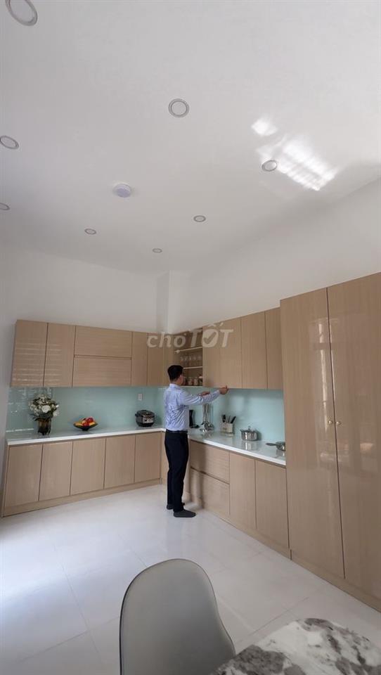 Nhà Phố TM KDC Nguyễn Văn Tiết, P.Lái Thiêu, Tp.HCM. Giá 6,6 tỷ, 330m2