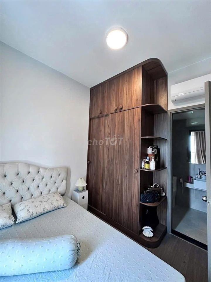 Căn 2PN cần bán View Thành phố; Full nội thất. lH Hương xem nhà.
